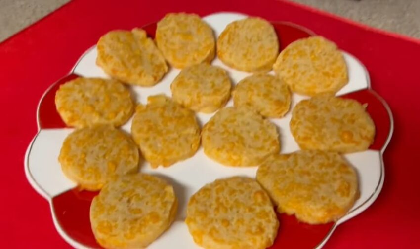 Cheese Snappy Wafers Recipe