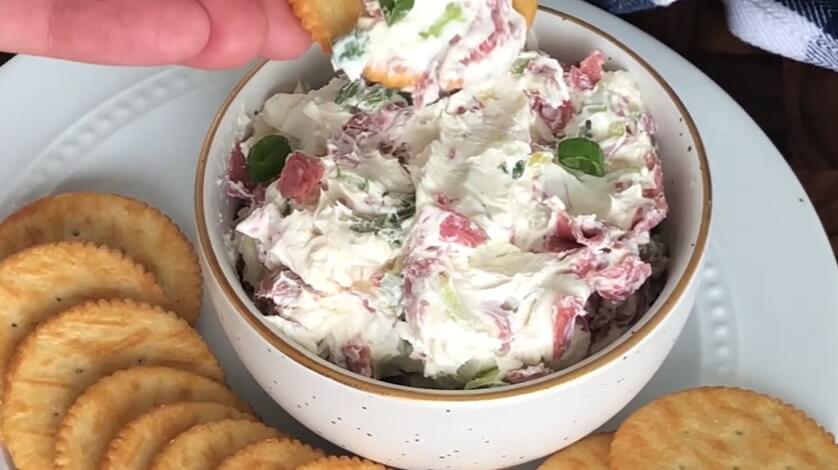 Easy Chipped Beef Dip Recipe